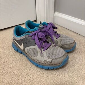 Nike flex run 2012 - size 6.5